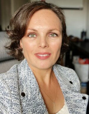  Kamilla Karoli